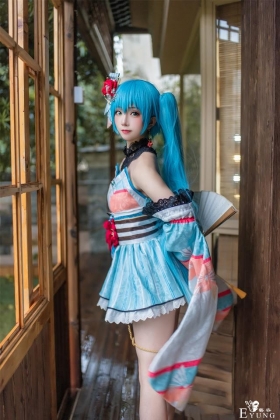 三位国人COSER扮演的人气虚拟偶像“初音未来”！颜值很高哦