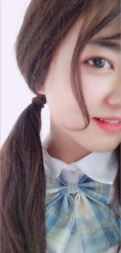 双马尾的小姐姐...