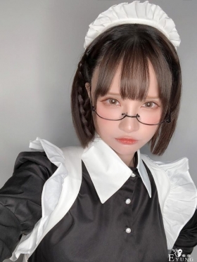 网上有很多美少女cos截图都是她，超令人羡慕的一个完美女孩