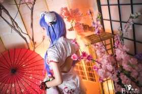 三组国人妹子COS的《碧蓝航线》角色独角兽！都是可爱的旗袍装哦