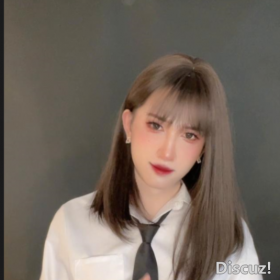 曾幻想自己是一个女孩子