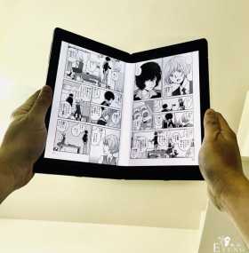 日本推出可折叠电子书，网友表示：看漫画神器